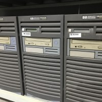 HP B2000 工作站服务器